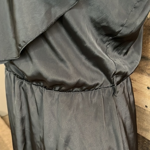 H&M Black Ruffle Dress Size 8 - Picture 3 of 6